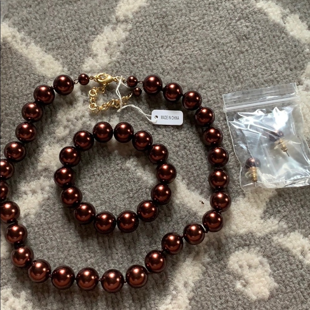 Earrings necklace and bracelet faux pearl
